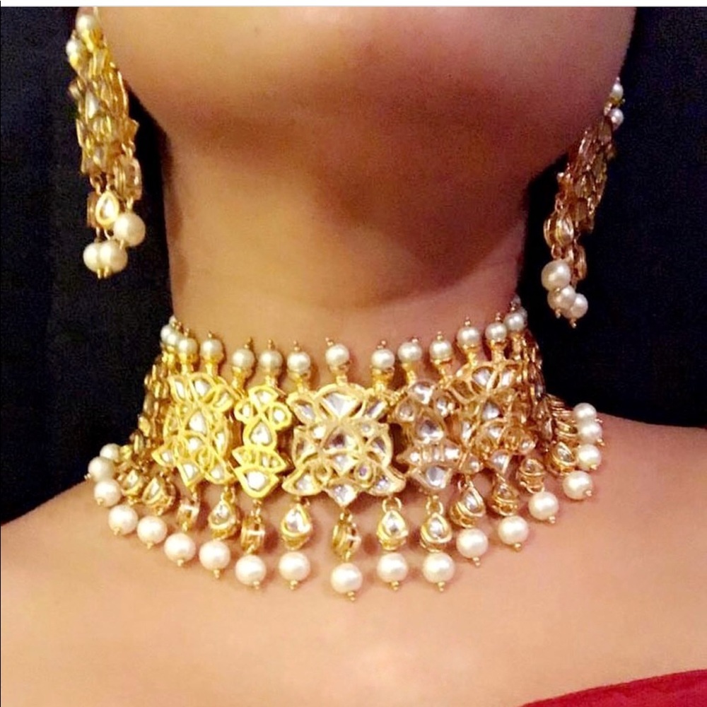 Sonam kapoor inspired choker set